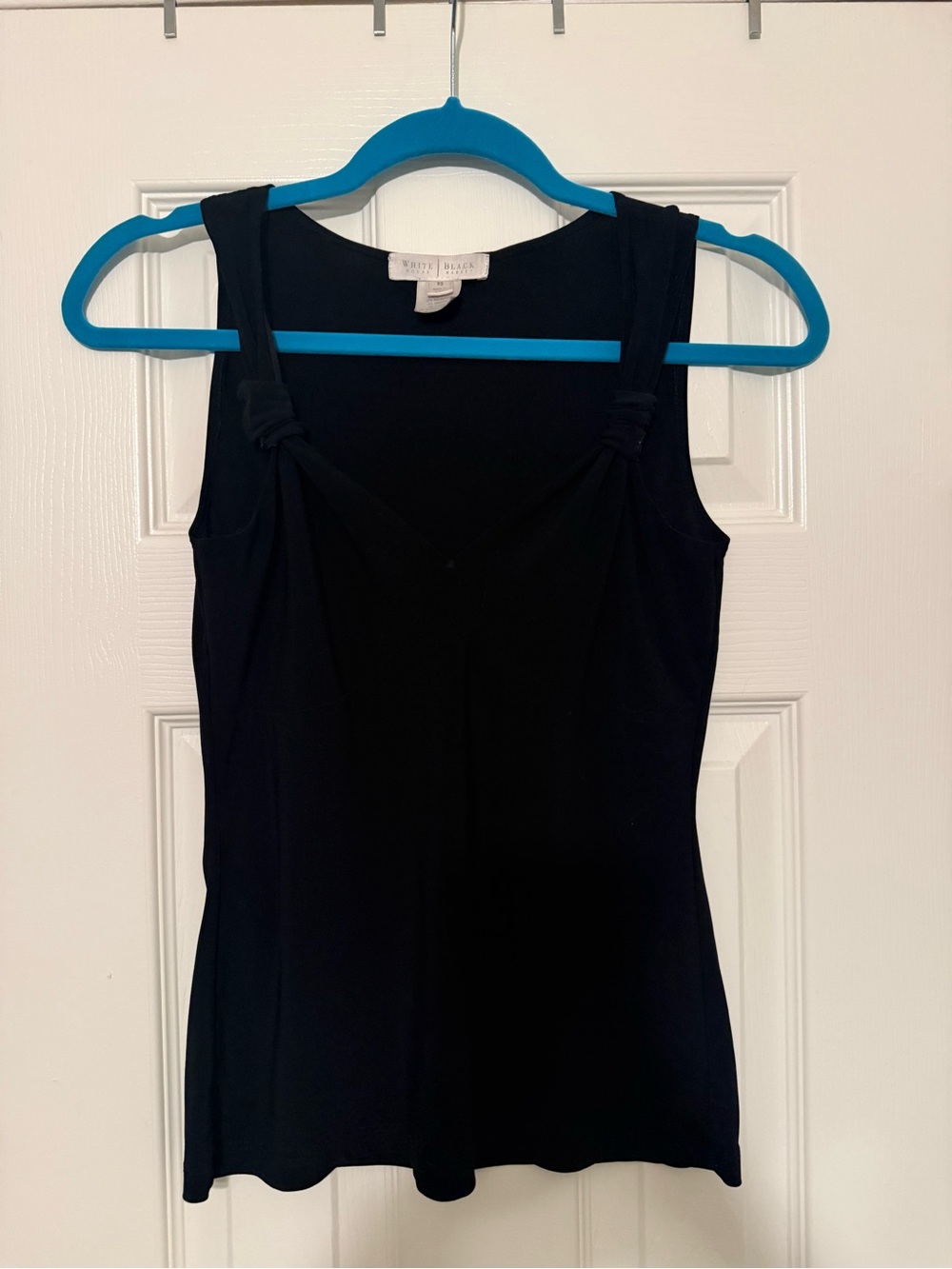 White House Black Market Black Knot-Shoulder Tank